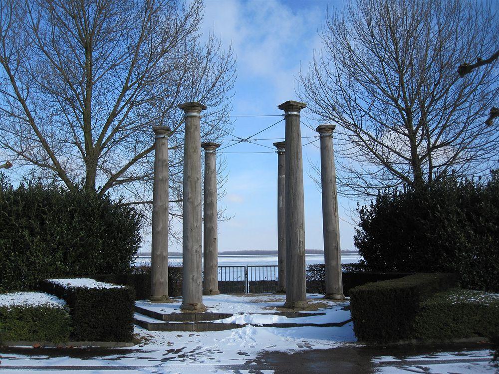 Hampshire Hotel - Newport Huizen Luaran gambar