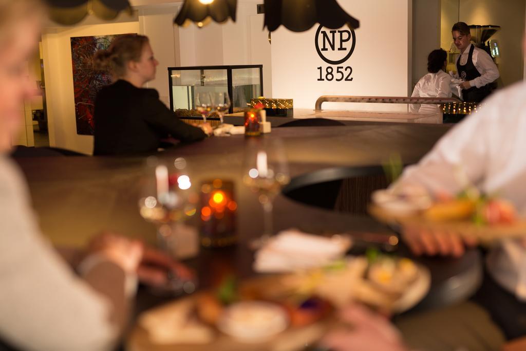 Hampshire Hotel - Newport Huizen Luaran gambar